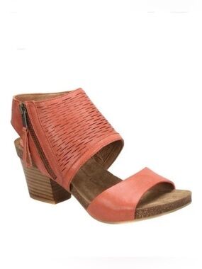 Sofft Milan ankle cuff Sandals